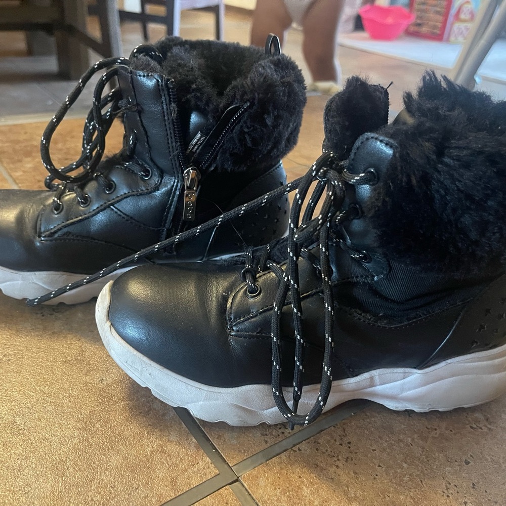 BEBE Kids Black Faux-Fur Lace-Up Winter Boots - Picture 8 of 8